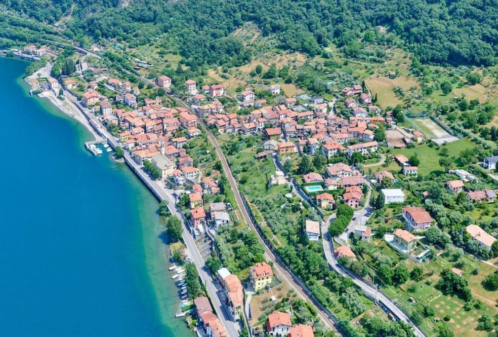 Casa Ducale Como Lake View Манделло-дель-Ларио Экстерьер фото